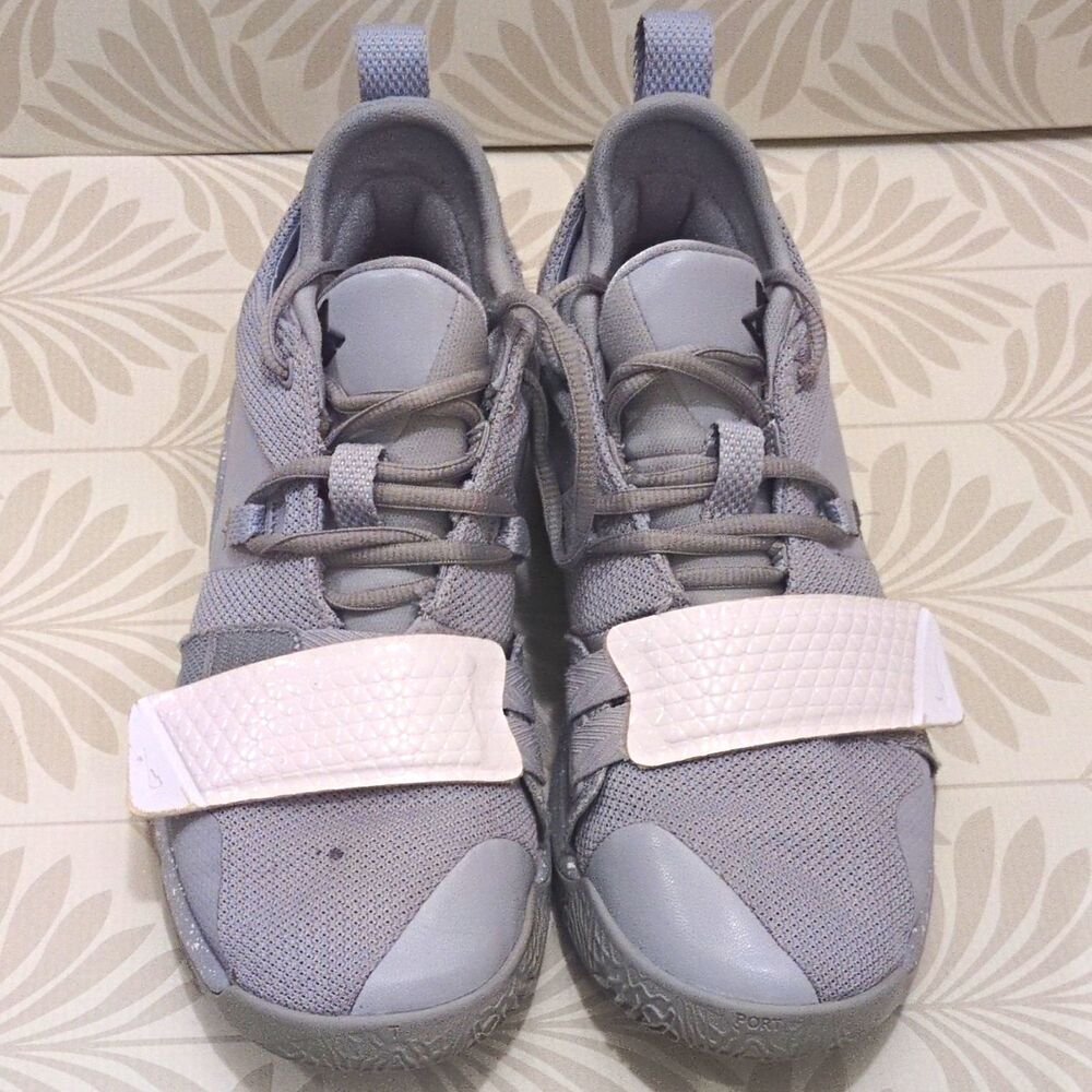 Nike PG 2.5 TB Wolf Grey/Black Men’s Low Top Lace-Up Strap Sneakers BQ8454